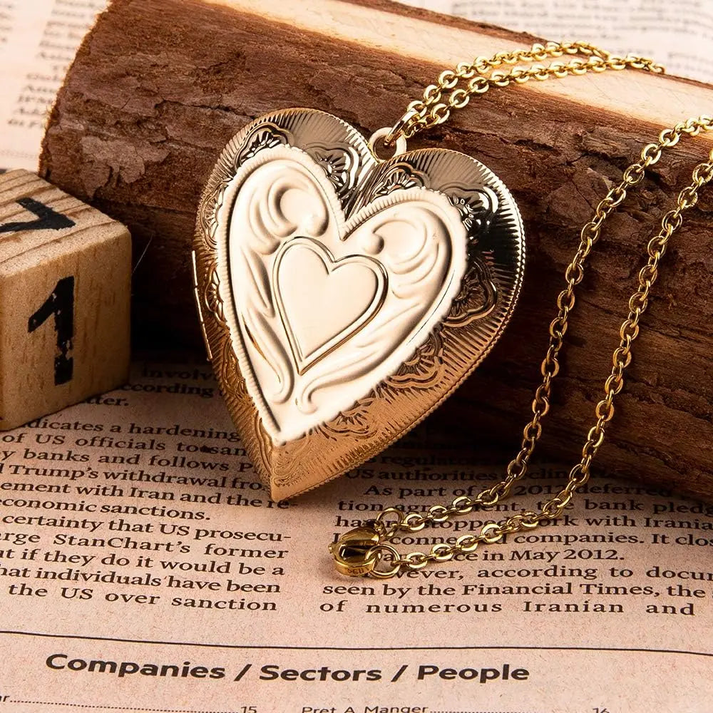 Lockget The History and Significance of Lockets Through Ages