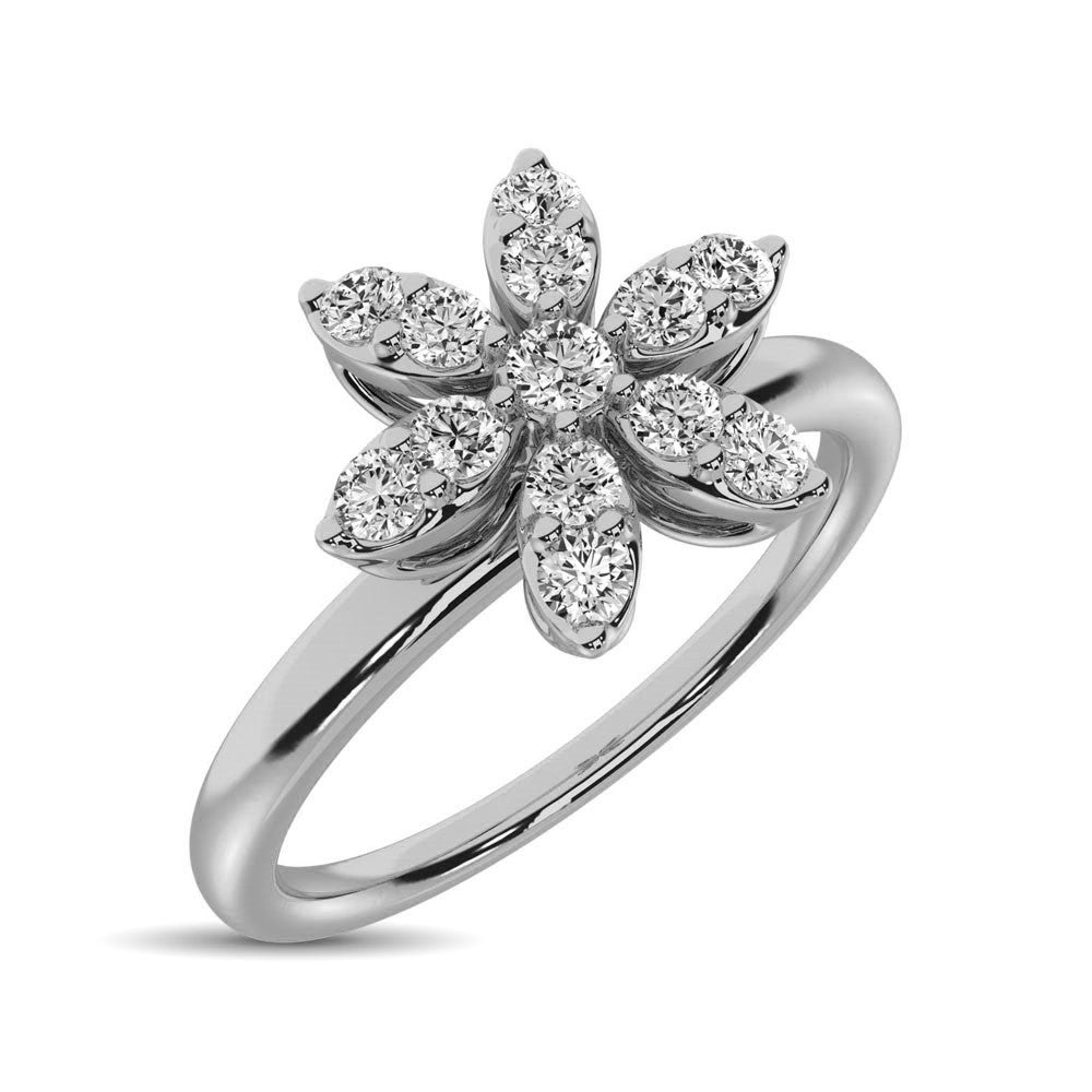 10K White Gold 1/4 Ctw Diamond Flower Ring